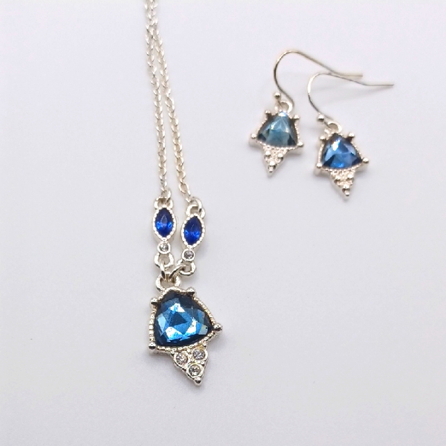 Shofel Brothers Blue And Silver Tone Jewelry Set